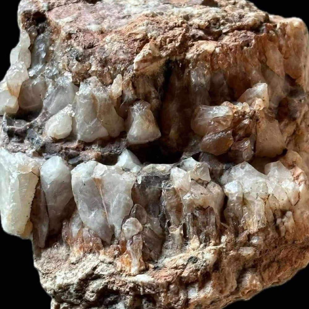 Natural gems 💎 Oddly shaped as NeanderthalssJawbone Fossilization dream!!!